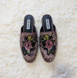 Vegan Steve Madden Hugh Velvet Mules
